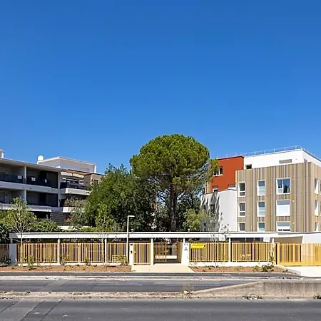 Apparteo Aparthotel 4*