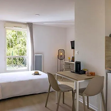 Apparteo 4*
