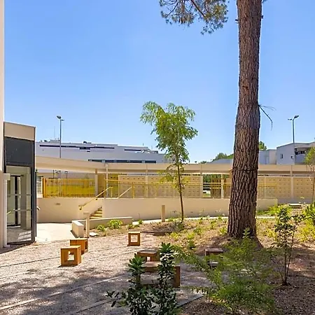Apparteo Aparthotel 4*